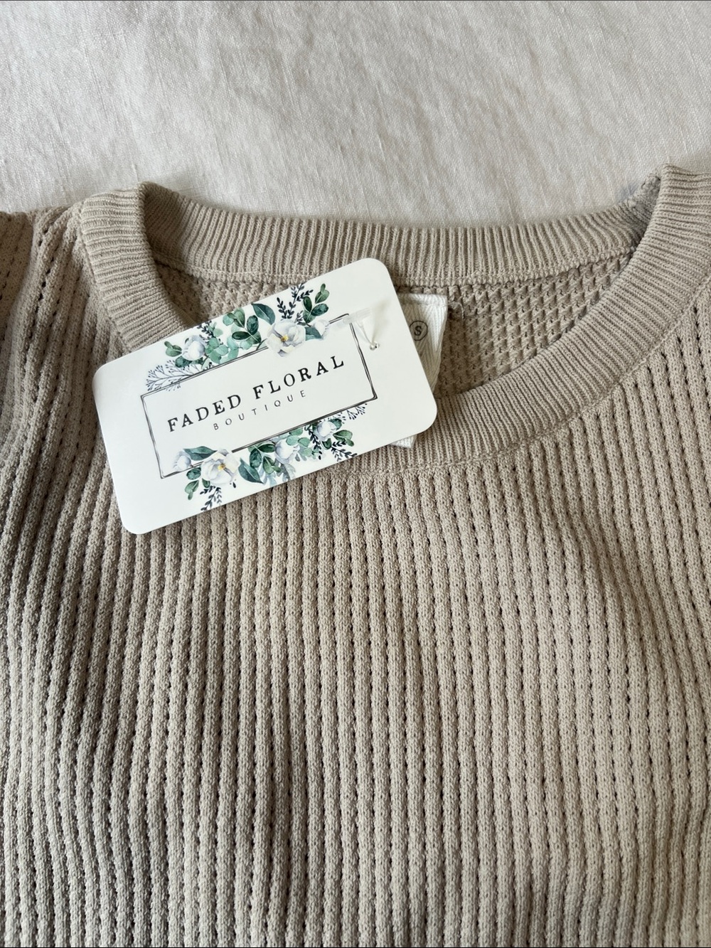 Beige Ribbed Lightweight Sweater - Picture 3 of 3